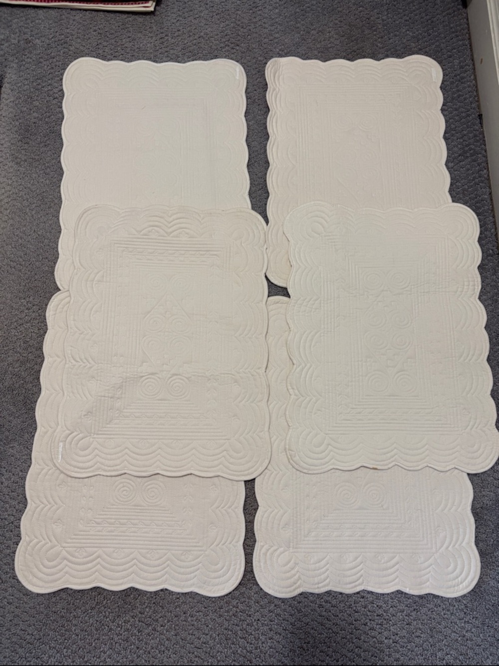 Set of 6  Quilted Scalloped Edge Off White Quilted Cotton Placemats